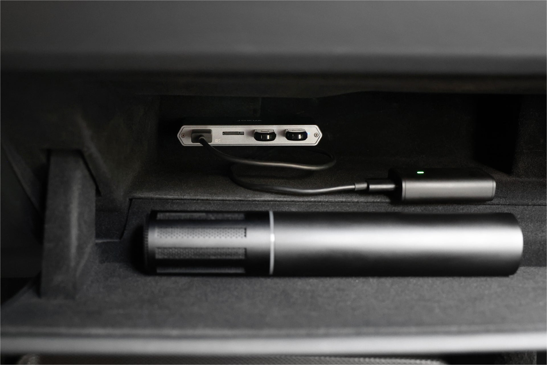 JOWUA Tesla雙用儲存HUB (讀卡器 & 原廠 USB) (Model S/X/Model 3煥新版 2024+/Cybertruck)