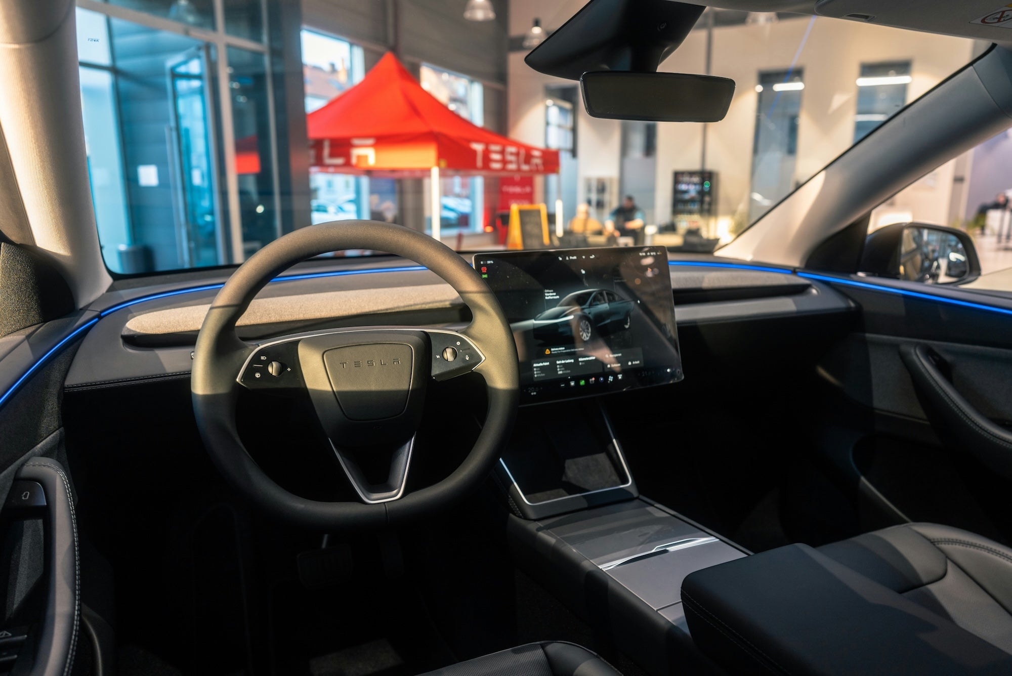Model Y 煥新版 (2025+)