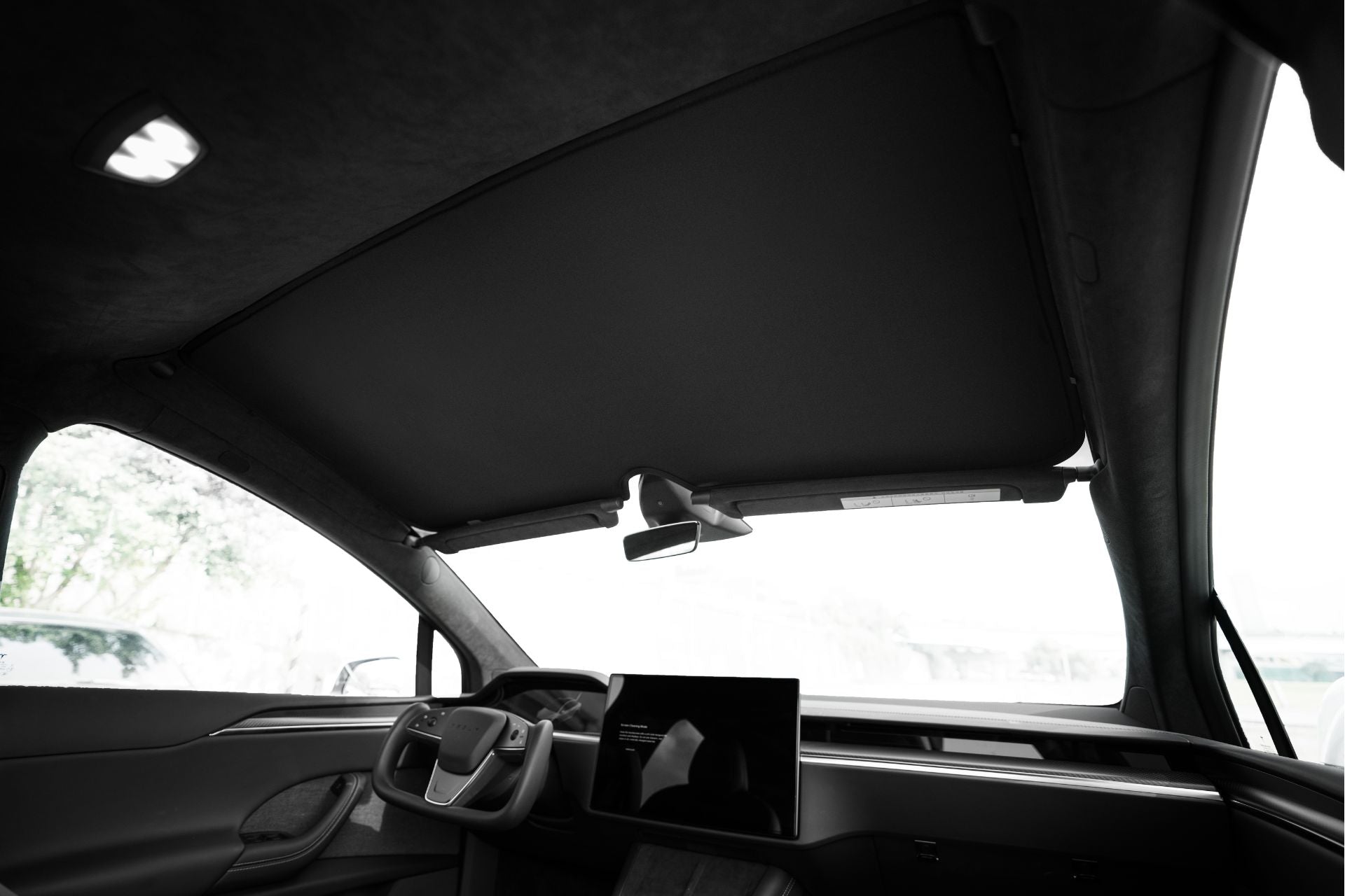 JOWUA 玻璃車頂遮陽簾（Model X）