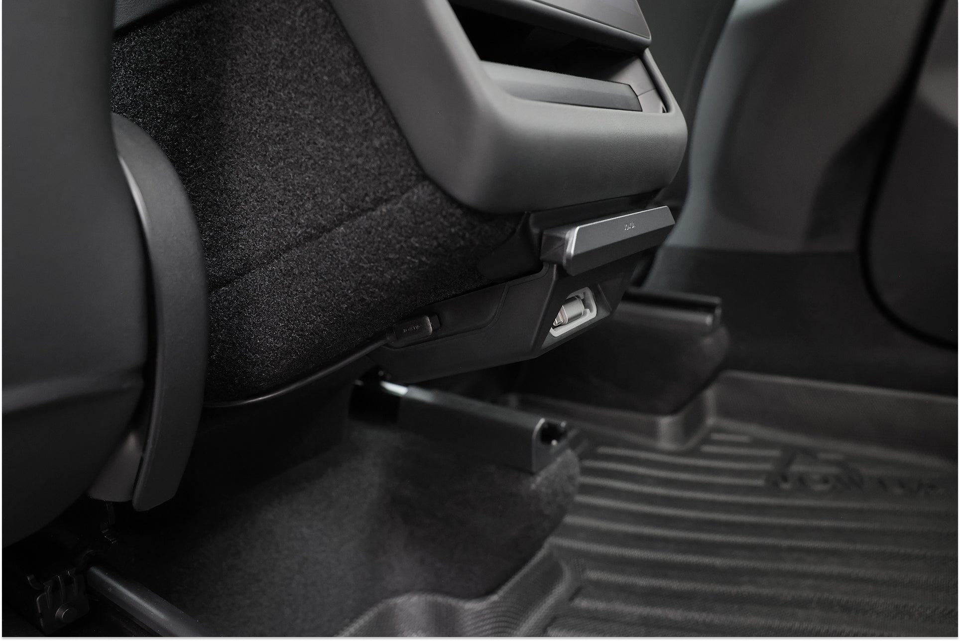 JOWUA 130W LED 後排專用 HUB (Model 3/Y 煥新版)