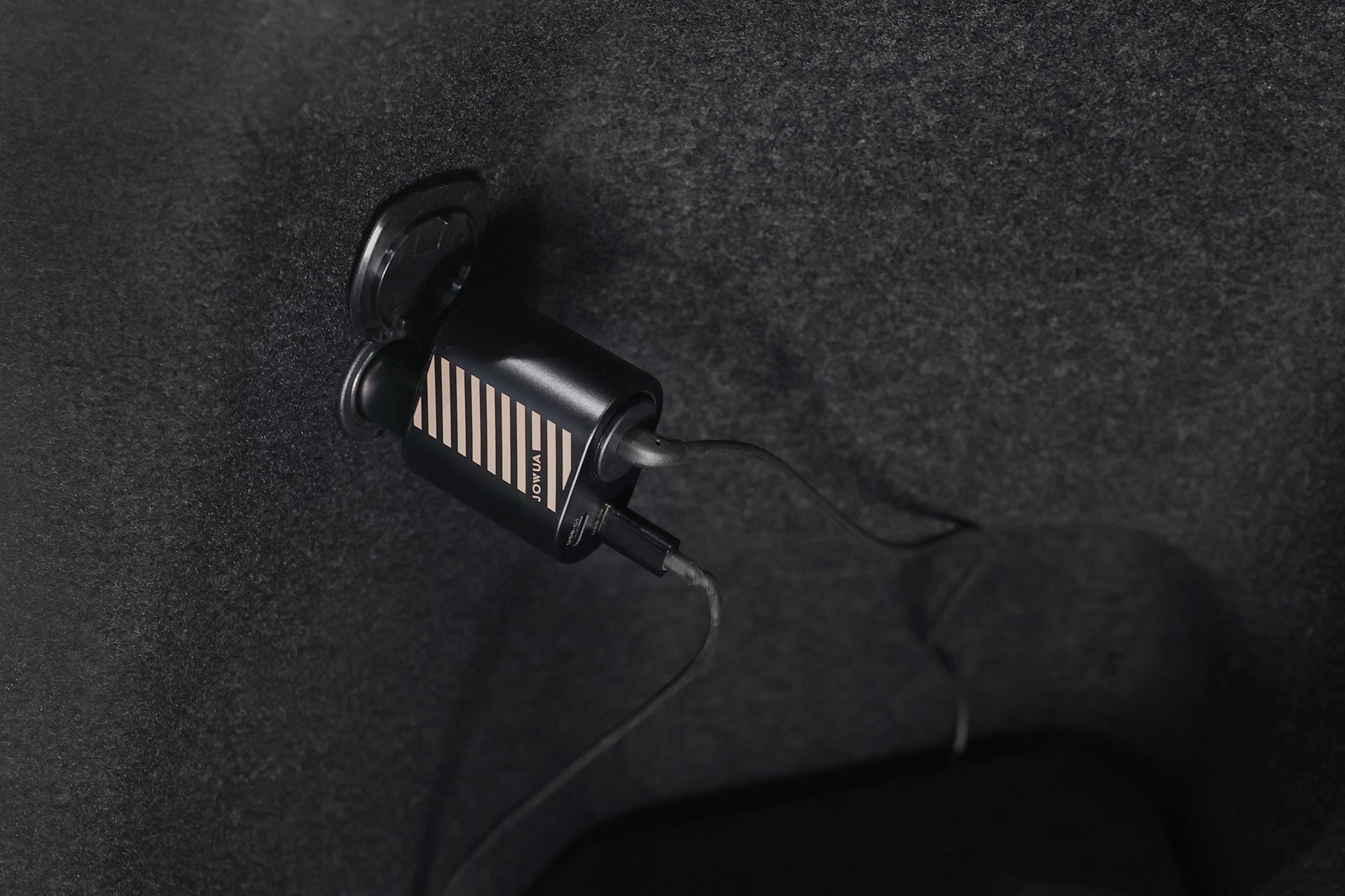 JOWUA Type-C ＆ 點菸器 雙軌車用行動冰箱 (Model Y全車系)